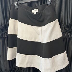 ELLE Black and White Horizontal Stripe A-Line Skirt